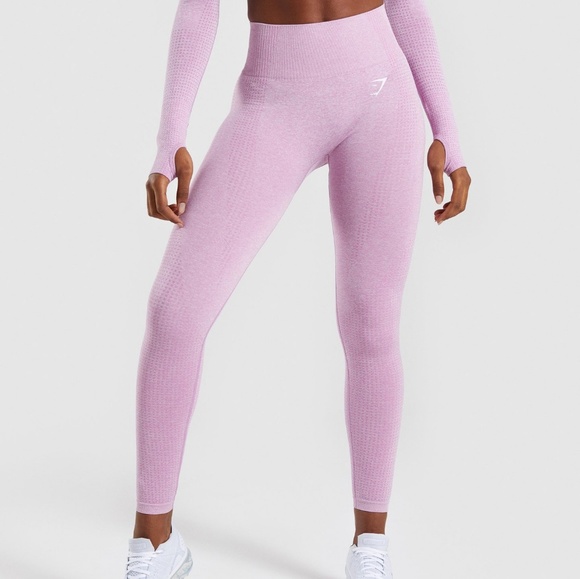 Gymshark Pants - VITAL SEAMLESS LEGGINGS PINK. NEW